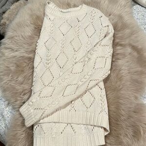 Cream white bubble sweater